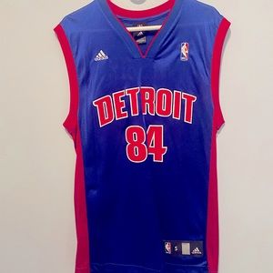 Rare Chris Webber #84 Pistons jersey